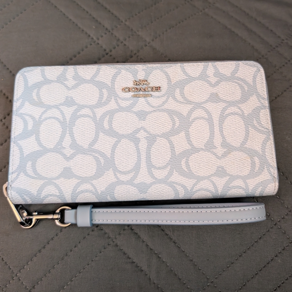 Coach CBO02 Long Zip Around Wallet In Sketch Signature Canvas Silver/Ice Blue